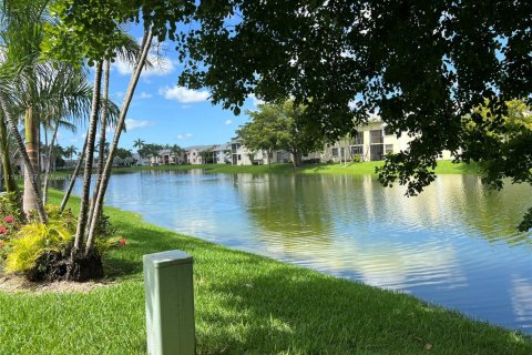 Снять в аренду кондоминиум в Хомстед, Флорида 3 спальни, 111.02м2, № 1968602 - фото 23