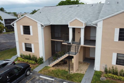 Снять в аренду кондоминиум в Хомстед, Флорида 3 спальни, 111.02м2, № 1968602 - фото 26