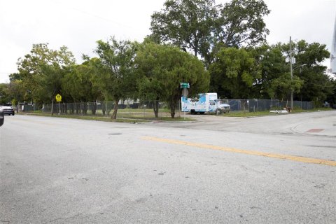 Commercial property in Orlando, Florida № 1063647 - photo 5