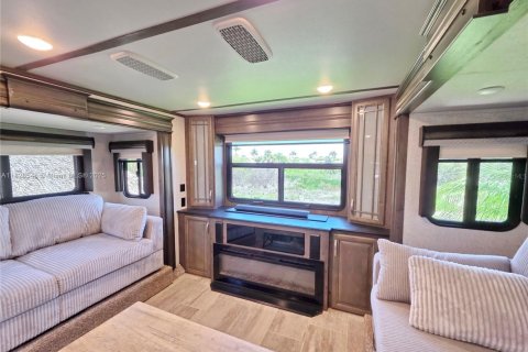 Terreno en venta en Okeechobee, Florida № 1983272 - foto 28