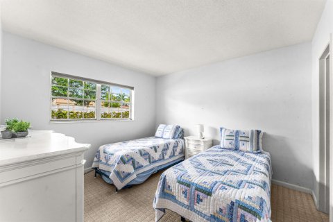 Condo in Lighthouse Point, Florida, 2 bedrooms  № 2146282 - photo 15