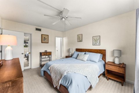 Condo in Lighthouse Point, Florida, 2 bedrooms  № 2146282 - photo 19