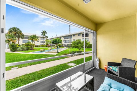Condo in Lighthouse Point, Florida, 2 bedrooms  № 2146282 - photo 11
