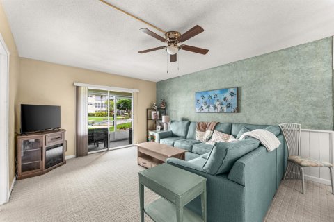 Condo in Lighthouse Point, Florida, 2 bedrooms  № 2146282 - photo 23