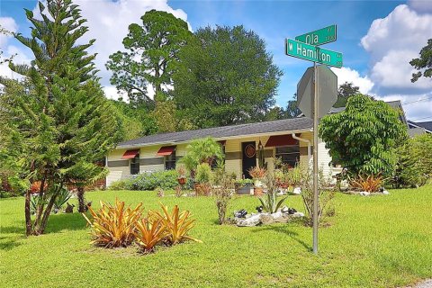 House in Tampa, Florida 3 bedrooms, 106.84 sq.m. № 2393869 - photo 6