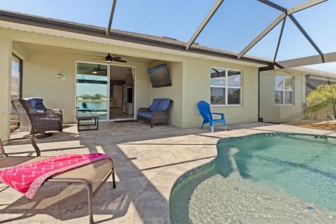 House in Punta Gorda, Florida 2 bedrooms, 140.28 sq.m. № 2022047 - photo 25