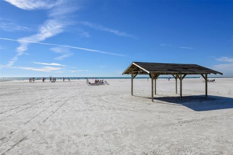 Condominio en venta en Sarasota, Florida, 5 habitaciones, 36.42 m2 № 2096226 - foto 26