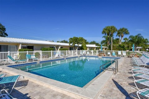 Condominio en venta en Sarasota, Florida, 5 habitaciones, 36.42 m2 № 2096226 - foto 16