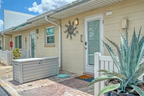 Condominio en venta en Sarasota, Florida, 5 habitaciones, 36.42 m2 № 2096226 - foto 3