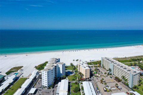 Condominio en venta en Sarasota, Florida, 5 habitaciones, 36.42 m2 № 2096226 - foto 29