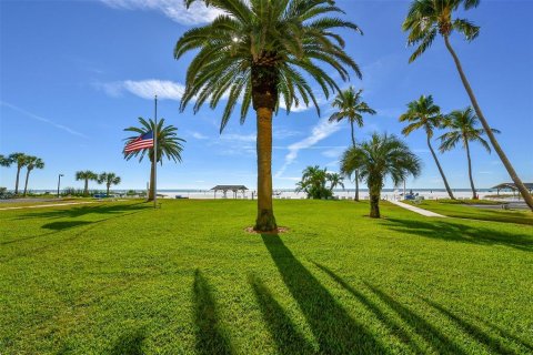 Condominio en venta en Sarasota, Florida, 5 habitaciones, 36.42 m2 № 2096226 - foto 25