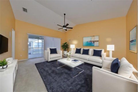 Touwnhouse à vendre à Riverview, Floride: 3 chambres, 164.53 m2 № 1253861 - photo 7