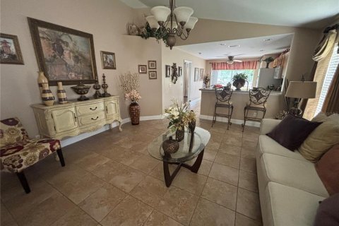 Villa ou maison à louer à Lakewood Ranch, Floride: 3 chambres, 118.45 m2 № 2400417 - photo 11