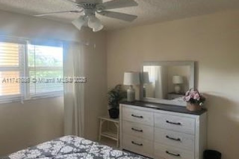 Copropriété à louer à Lauderdale-by-the-Sea, Floride: 2 chambres, 92.9 m2 № 1868719 - photo 19