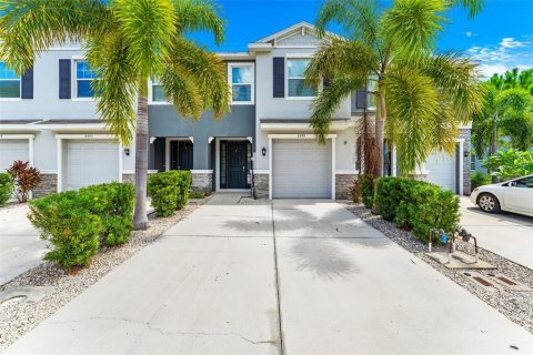 Townhouse in Sarasota, Florida 3 bedrooms, 160.26 sq.m. № 2369287