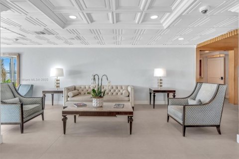 Condo in Miami, Florida, 2 bedrooms  № 1980220 - photo 29