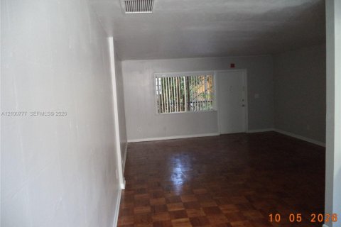 Apartment in Winter Park, Florida 2 bedrooms, 102.19 sq.m. № 2401293 - photo 4