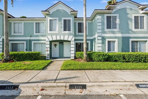 Townhouse in Brandon, Florida 2 bedrooms, 148.18 sq.m. № 2222248