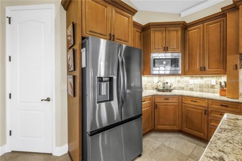 Casa en alquiler en Tarpon Springs, Florida, 4 dormitorios, 356.09 m2 № 1868953 - foto 28