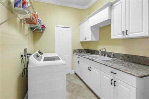 Casa en alquiler en Tarpon Springs, Florida, 4 dormitorios, 356.09 m2 № 1868953 - foto 25