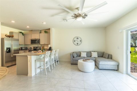 Touwnhouse à vendre à Davenport, Floride: 3 chambres, 138.24 m2 № 2295039 - photo 3