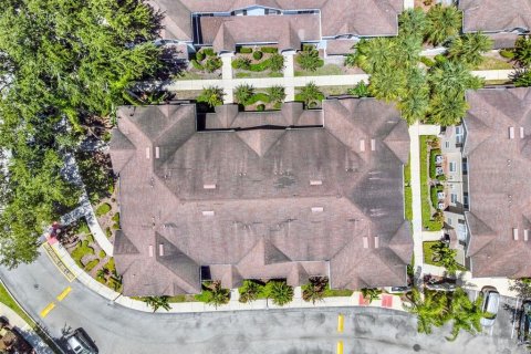 Adosado en venta en Kissimmee, Florida, 4 dormitorios, 157.38 m2 № 1898393 - foto 24