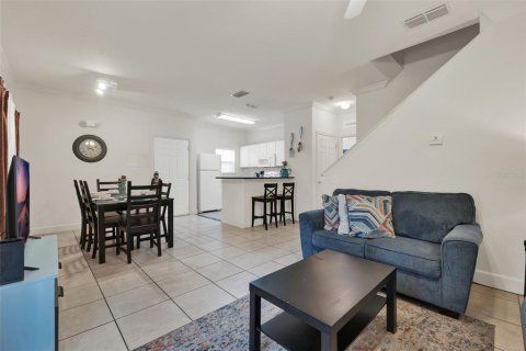 Adosado en venta en Kissimmee, Florida, 4 dormitorios, 157.38 m2 № 1898393 - foto 5