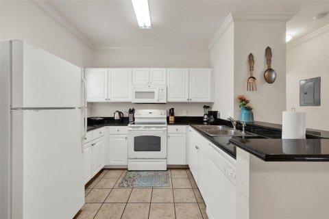 Adosado en venta en Kissimmee, Florida, 4 dormitorios, 157.38 m2 № 1898393 - foto 9