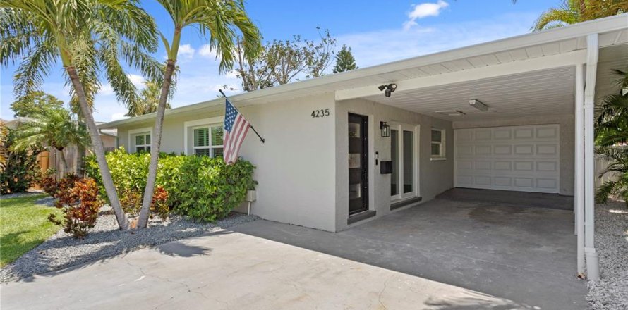 Casa en Saint Petersburg, Florida 3 dormitorios, 181.81 m2 № 1849844