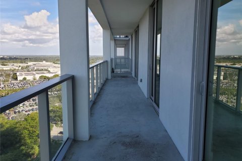 Condo in Sunrise, Florida, 3 bedrooms  № 1763761 - photo 7