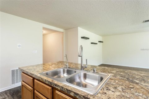 Casa en alquiler en Bunnell, Florida, 3 dormitorios, 158.96 m2 № 1880820 - foto 7