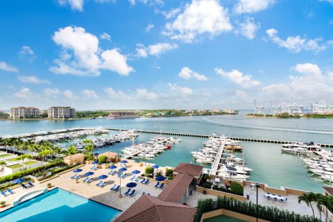 Condo in Miami Beach, Florida, 1 bedroom № 1936899 - photo 4