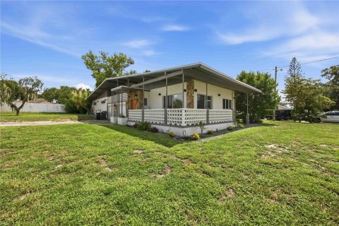 Casa en venta en Winter Haven, Florida, 3 dormitorios, 224.64 m2 № 2238321 - foto 5