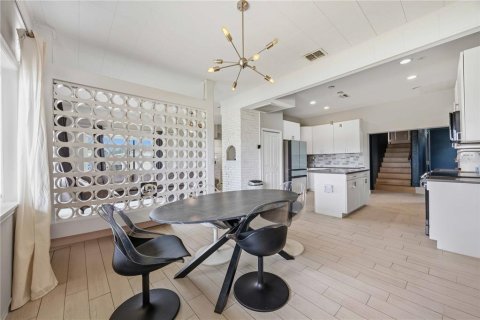 Casa en venta en Winter Haven, Florida, 3 dormitorios, 224.64 m2 № 2238321 - foto 15