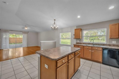House in Apollo Beach, Florida 3 bedrooms, 180.97 sq.m. № 1876007 - photo 27