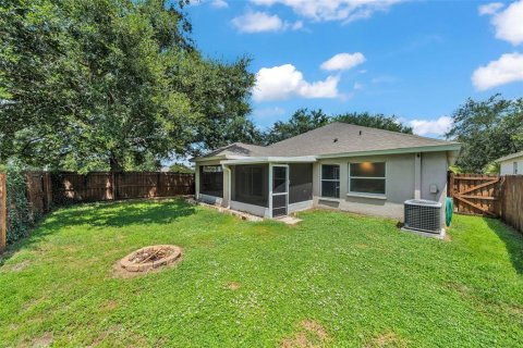 House in Apollo Beach, Florida 3 bedrooms, 180.97 sq.m. № 1876007 - photo 17