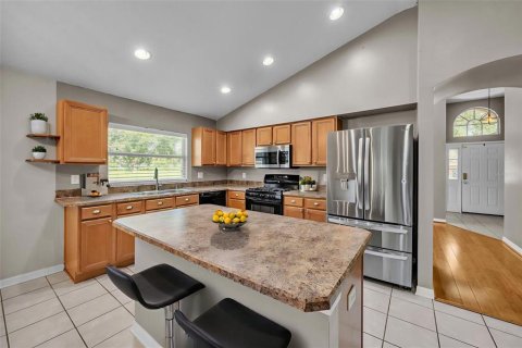 House in Apollo Beach, Florida 3 bedrooms, 180.97 sq.m. № 1876007 - photo 3