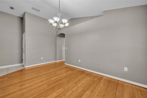 House in Apollo Beach, Florida 3 bedrooms, 180.97 sq.m. № 1876007 - photo 11