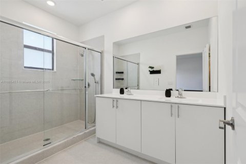 Купить таунхаус в Хомстед, Флорида 3 спальни, 159.98м2, № 1931595 - фото 18