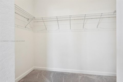 Купить таунхаус в Хомстед, Флорида 3 спальни, 159.98м2, № 1931595 - фото 20
