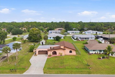 Villa ou maison à vendre à Englewood, Floride: 3 chambres, 138.42 m2 № 2416961 - photo 3