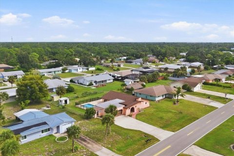 Villa ou maison à vendre à Englewood, Floride: 3 chambres, 138.42 m2 № 2416961 - photo 2