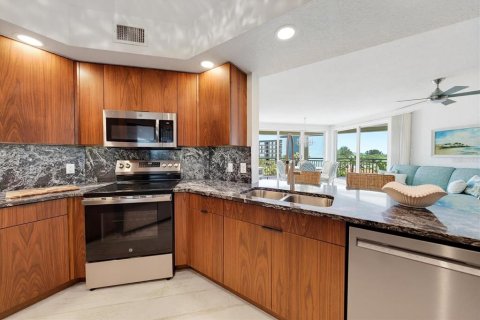 Condo in Clearwater, Florida, 3 bedrooms  № 2231030 - photo 16
