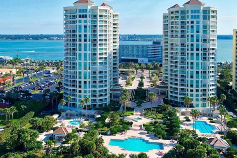 Condo in Clearwater, Florida, 3 bedrooms  № 2231030 - photo 5