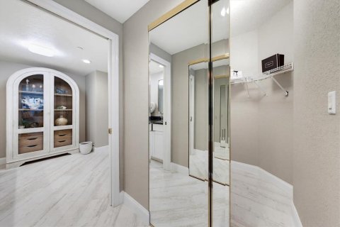 Condo in Clearwater, Florida, 3 bedrooms  № 2231030 - photo 21