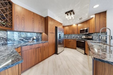 Condo in Clearwater, Florida, 3 bedrooms  № 2231030 - photo 14