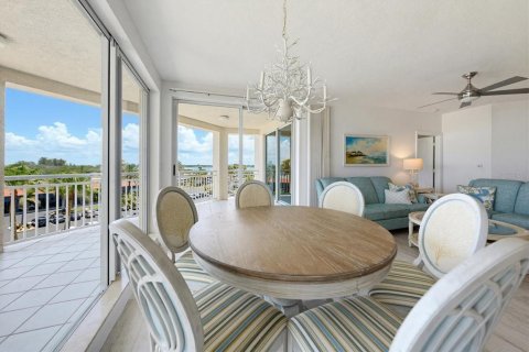 Condo in Clearwater, Florida, 3 bedrooms  № 2231030 - photo 8