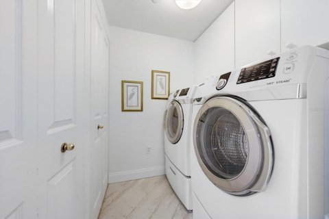 Condo in Clearwater, Florida, 3 bedrooms  № 2231030 - photo 25