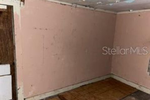 House in Eustis, Florida 2 bedrooms, 66.89 sq.m. № 1246769 - photo 10