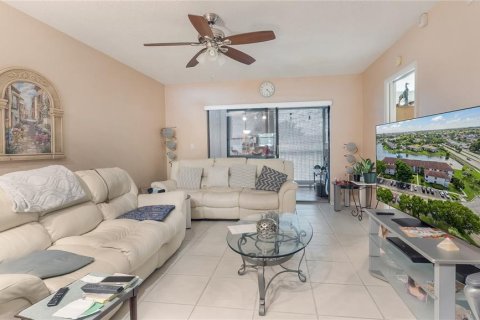 Condo in Fort Lauderdale, Florida, 2 bedrooms  № 1866523 - photo 23